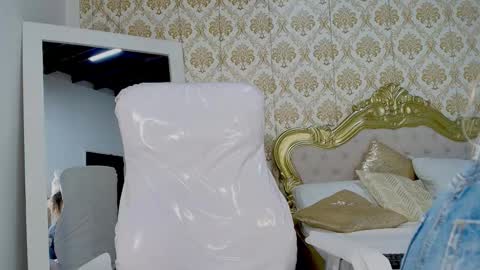 Snapshot of jessb_ chatting on September 30, 7:08 pm jessb_ online show from September 30, 7:08 pm