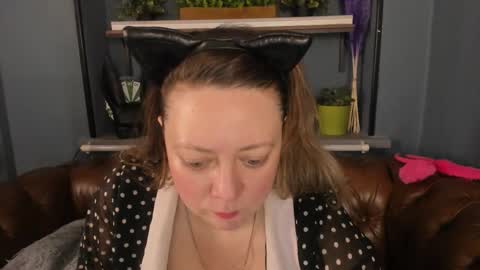 Jessica online show from March 4, 11:51 am