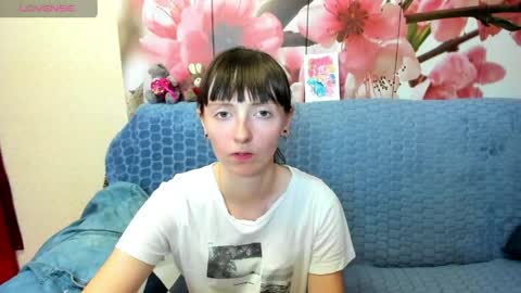 jessicaforris online show from June 5, 8:09 am