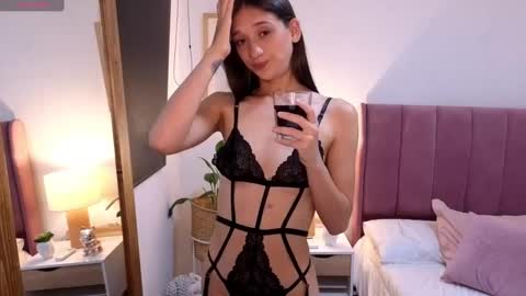 Jess online show from December 11, 2:44 pm