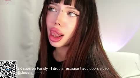 jessie_johns online show from February 4, 4:10 pm