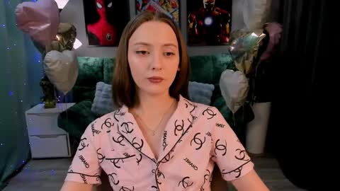 JesssWalker online show from March 18, 6:46 pm