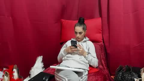 Jessy online show from February 7, 5:39 pm