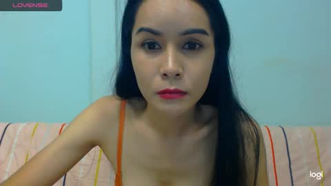 Snapshot of jessythailand chatting on September 17, 7:17 am jessy online show from September 17, 7:17 am