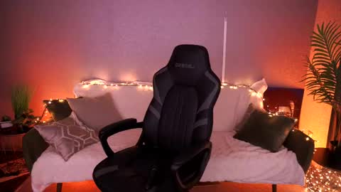 Jeysy online show from April 20, 12:13 am