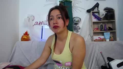 Snapshot of jezabel_purple chatting on October 7, 3:55 am Camila online show from October 7, 3:55 am