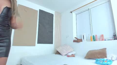 jheremy_wen online show from November 17, 7:14 pm