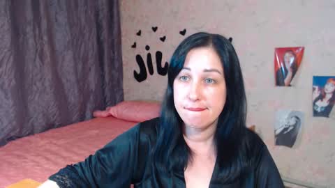 Jill online show from November 17, 9:59 pm