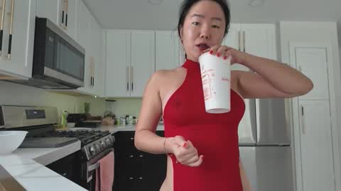 Jiwon online show from March 21, 7:41 pm