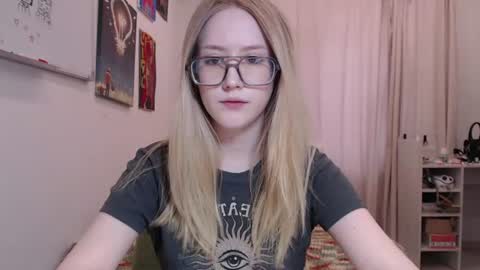 joan_kiss online show from June 11, 3:09 pm