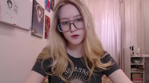 joan_kiss online show from June 1, 6:37 am