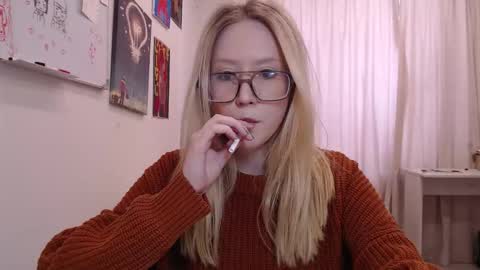 joan_kiss online show from March 2, 5:08 am