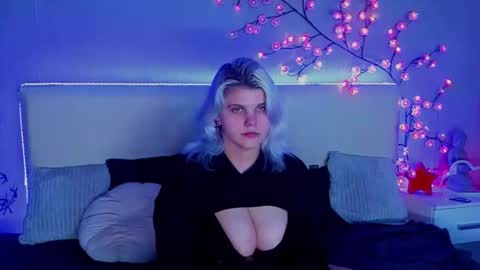 Joann online show from December 3, 11:07 pm