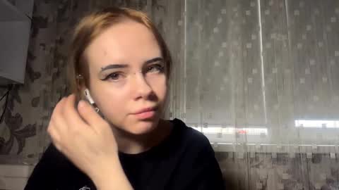 Aurora online show from February 15, 8:13 am