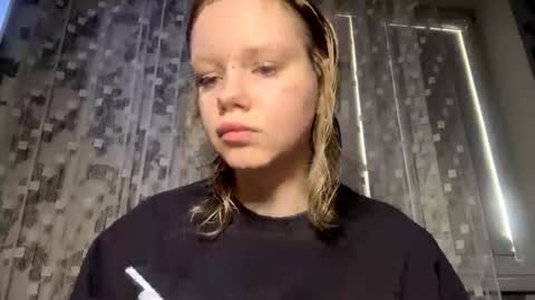 Aurora online show from February 5, 10:07 am