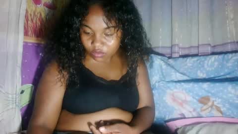 joenah012 online show from August 5, 12:33 pm