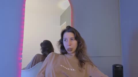 jolie_lov online show from November 8, 3:28 pm