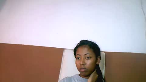 Snapshot of joliekah27 chatting on February 23, 5:17 am joliekah27 online show from February 23, 5:17 am