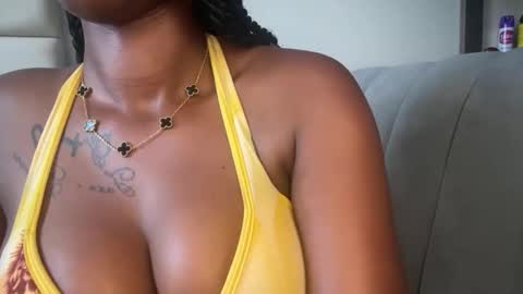 Snapshot of jolly_pretty chatting on September 12, 7:07 am jolly_pretty online show from September 12, 7:07 am