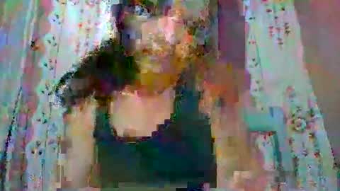 josy918592 online show from May 24, 1:21 pm