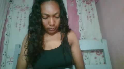 josy918592 online show from May 18, 2:10 am