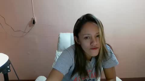 joy_esmeralda2345 online show from March 6, 10:20 am