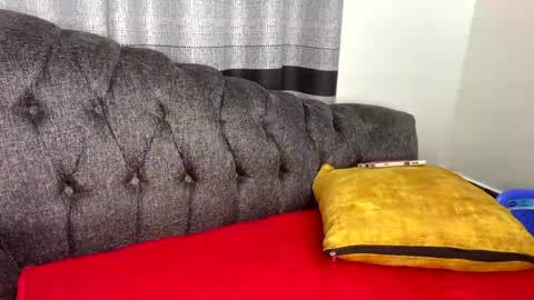 Butterflyass online show from March 20, 4:17 am