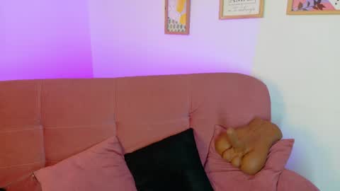 juanita_owens online show from April 10, 2:01 pm