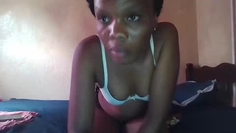 juice_petite3 online show from December 29, 7:28 am