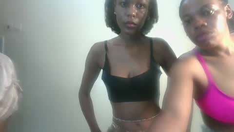 Juicey lovely online show from January 17, 6:21 am