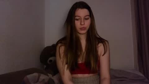 laura online show from May 6, 11:36 am