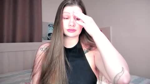 Elena online show from February 8, 8:12 pm