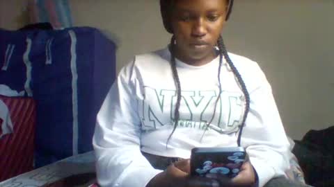 juicyicequeen online show from December 3, 8:17 am