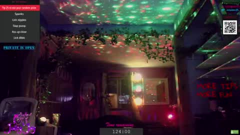 juicyjayxxx69 online show from August 5, 1:56 am