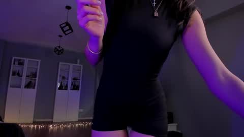 Juicy online show from December 13, 8:37 pm