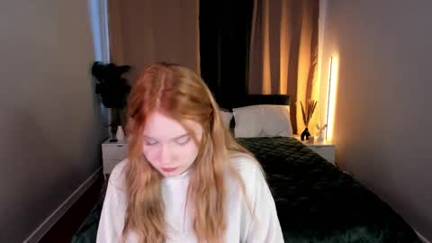 Julia online show from February 5, 2:14 am