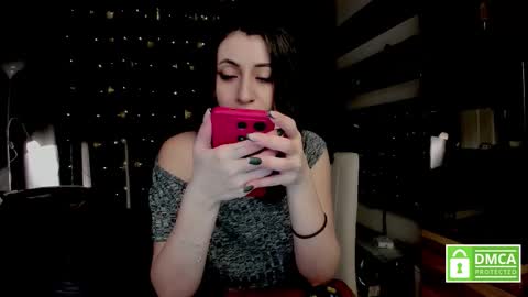 julia_t_mog online show from March 3, 11:22 pm