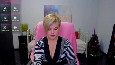 Julia online show from January 10, 7:57 am