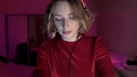 Kate online show from February 21, 7:36 pm