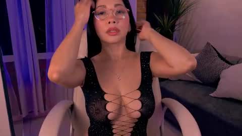 Juliana online show from July 3, 2:39 am