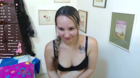 Snapshot of juliana_soto1 chatting on October 22, 2:00 pm Juli online show from October 22, 2:00 pm
