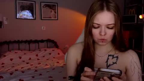 julidropp online show from June 15, 6:19 pm