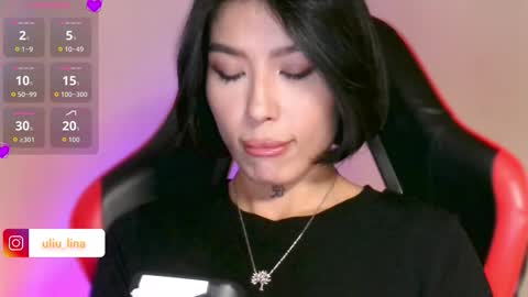 julie_turner_ online show from October 15, 10:51 am