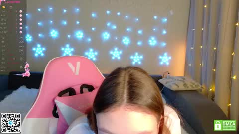 julieqt online show from January 11, 4:50 am