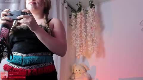 Juli  online show from October 31, 5:53 am