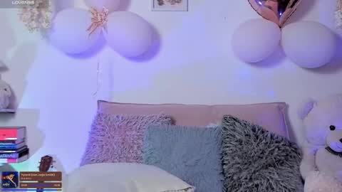 Juli  online show from February 8, 7:23 am