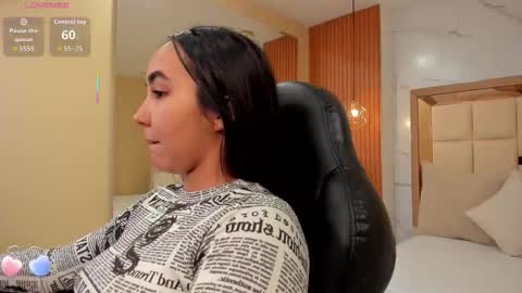     online show from November 11, 10:07 pm