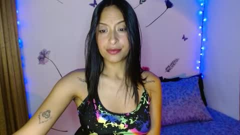 Michelle Smith  online show from December 21, 5:22 am