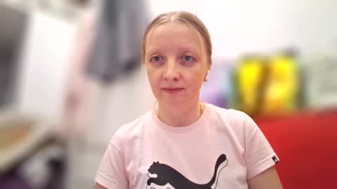 julietka online show from May 25, 11:42 am