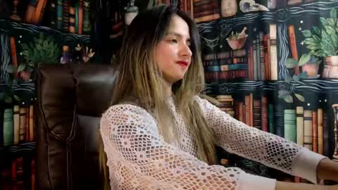 Snapshot of julietta__jackson chatting on September 16, 8:39 pm Julietta Jackson online show from September 16, 8:39 pm